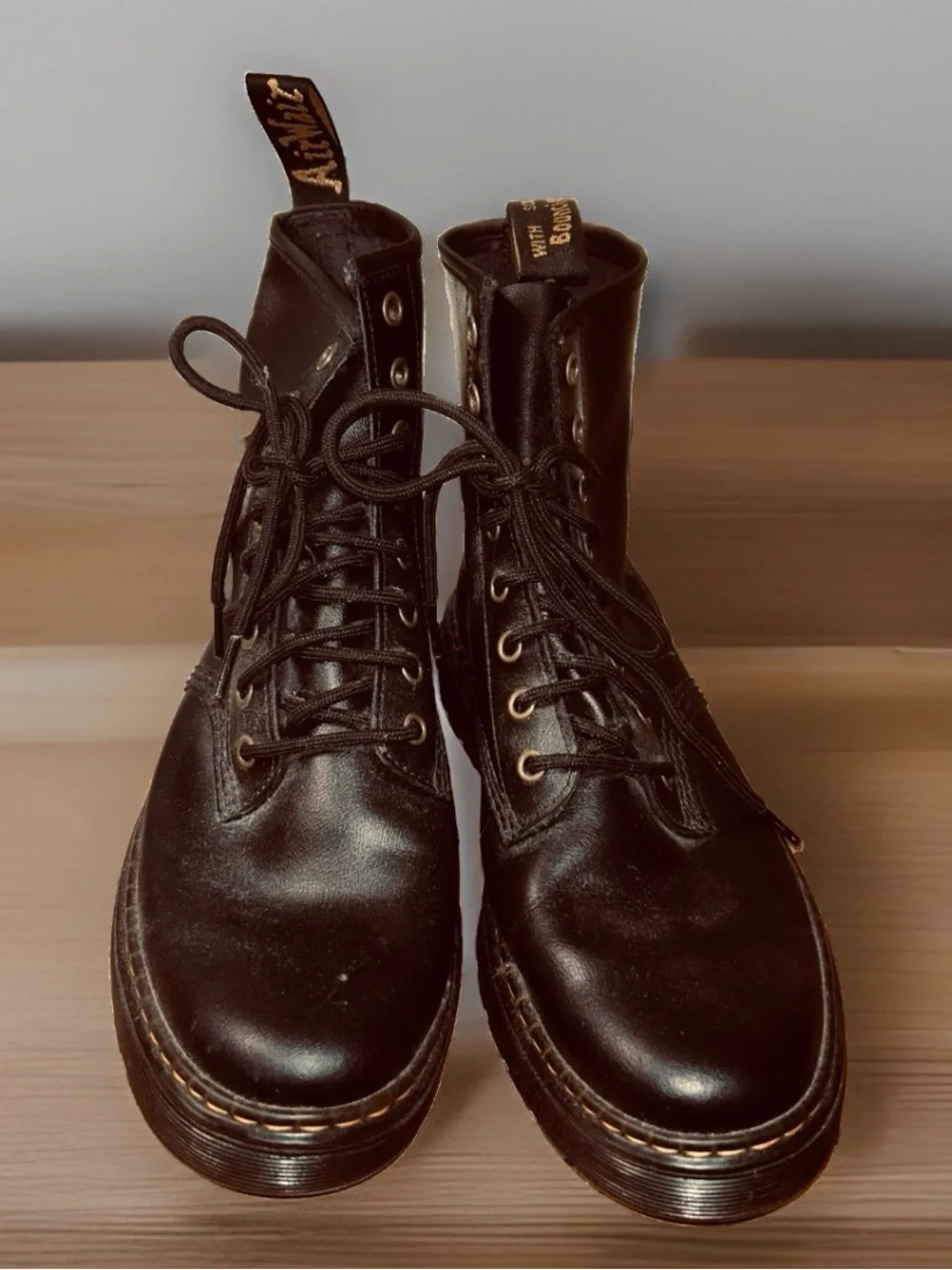 Dr. Martens Unisex Zavala Combat Boots Black Leather Lace-Up AW004 Size W-10,M-9